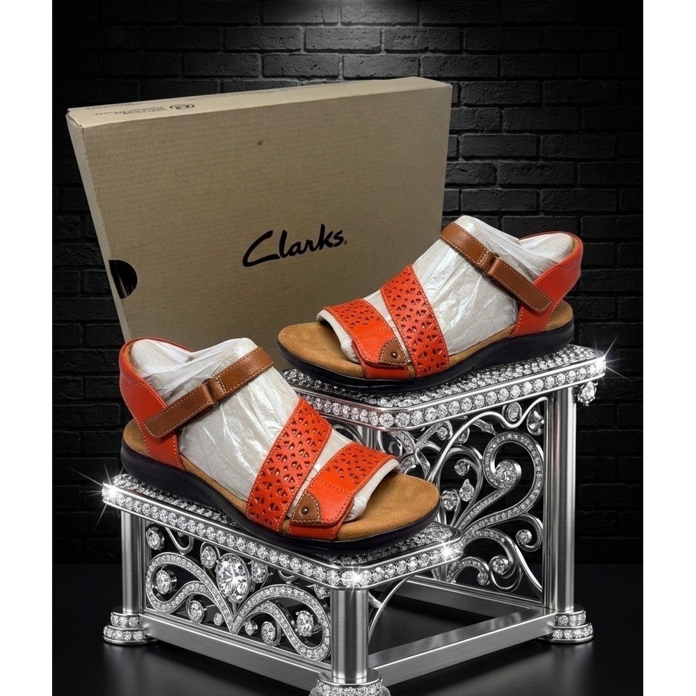 🔥Clarks Kitly Way 🧡Orange‎ Coral Grenadine Leather Sandals  Size 8.5 M NIB